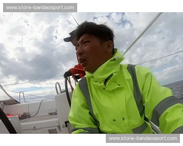 燃情巨献：当“一龙”遇上“韩国”，一场跨越文化的格斗风暴